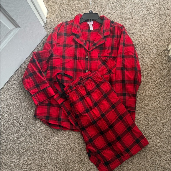 Mom & Me Matching PJ’s (NEW) - Picture 2 of 5